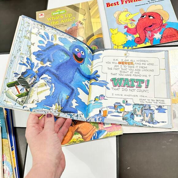 X19 Vintage Sesame Street Book Club Book & More Big Bird 70s- 80s - Picture 8 of 15